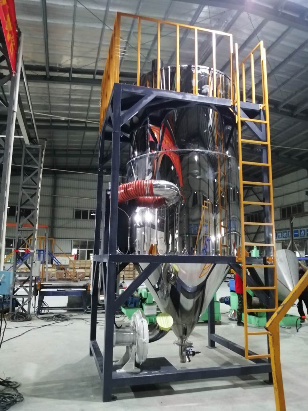 塑料除湿干燥机的优势体