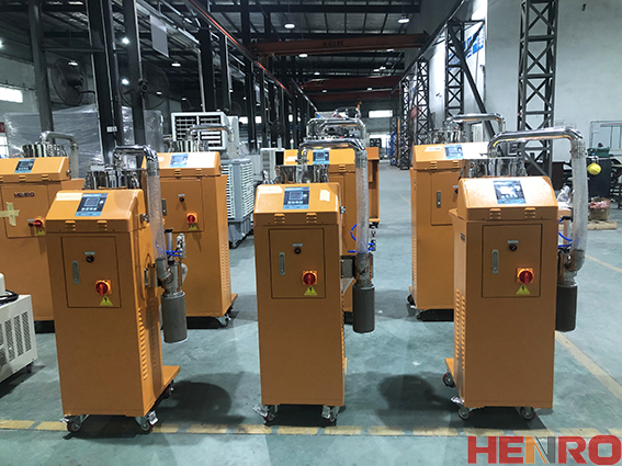 分析注塑吸料机的工作原理