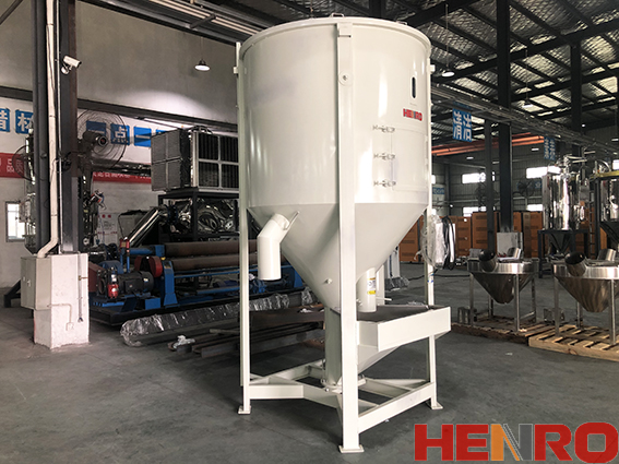 分析立式搅拌机运行原理和优势体现