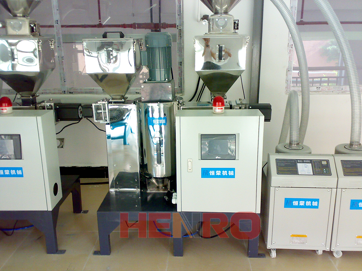 吹膜集中供料系统：应用优势及实施注意事项